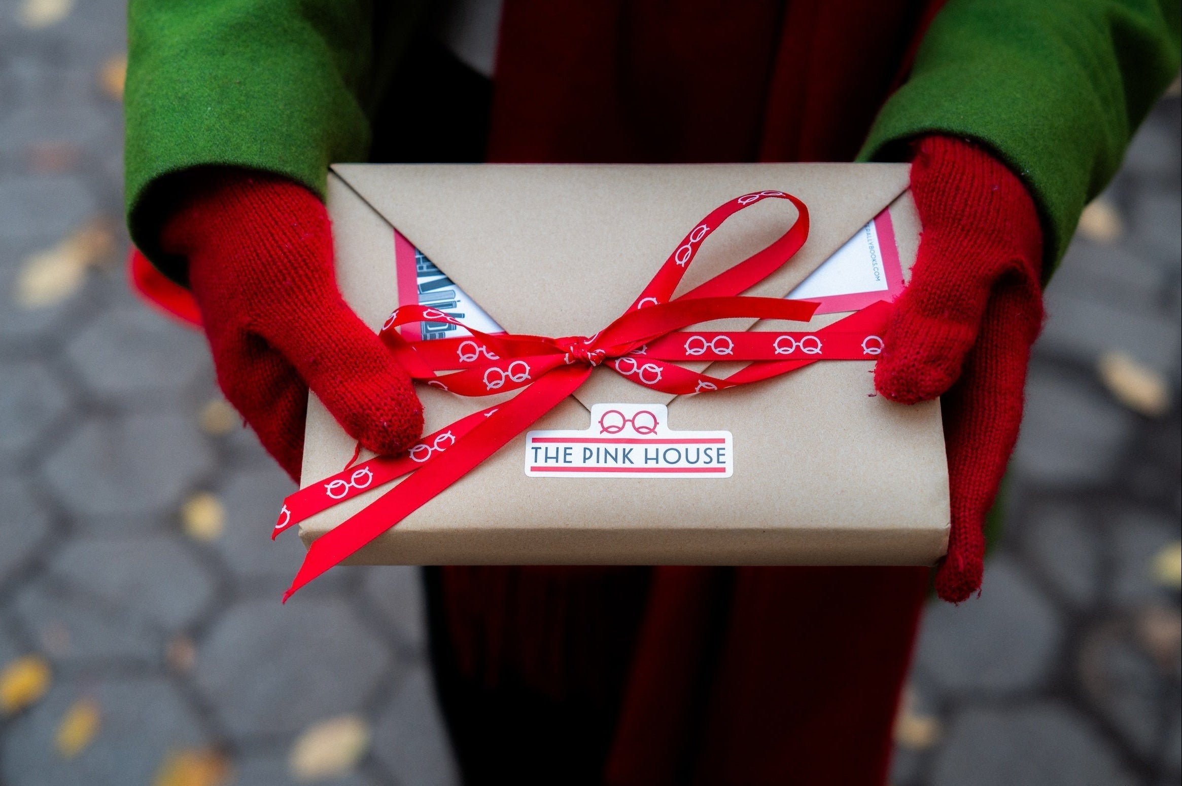 How to Gift Wrap a Book For the Holidays